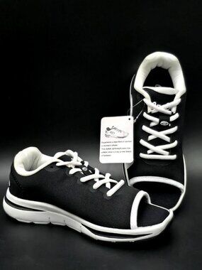 OpeToz Black White Lace Up Open Toe Comfort Sneakers Women's Size 7.5 New